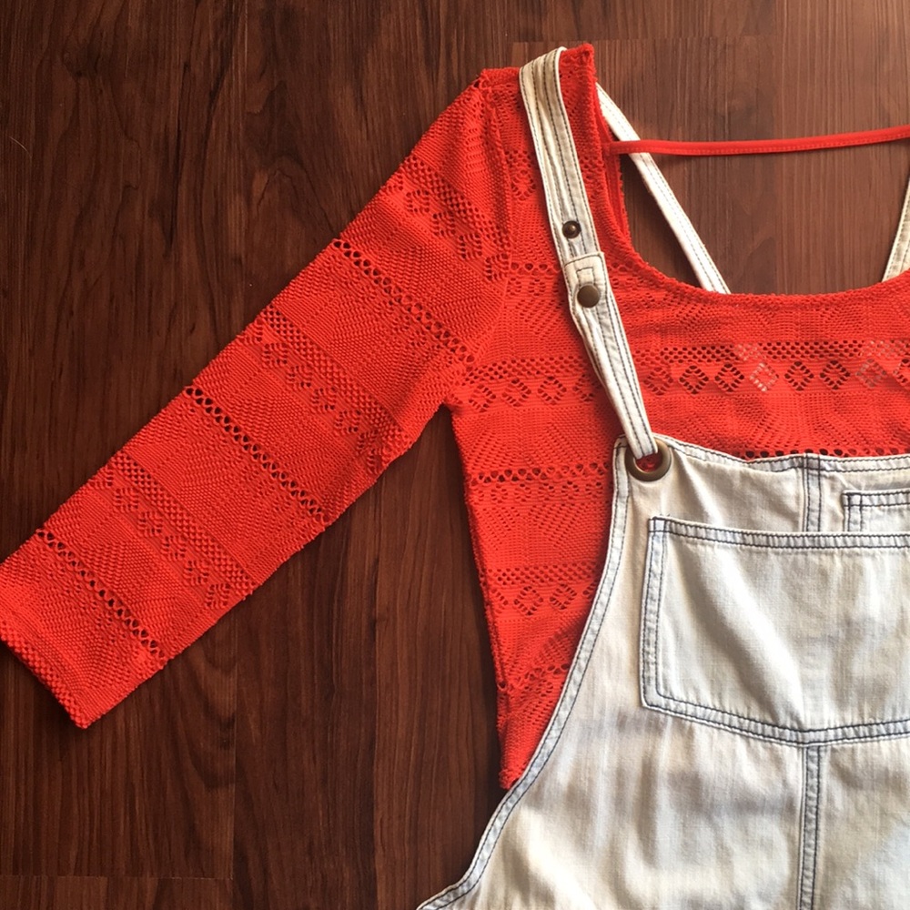 3/4 cut-out crop